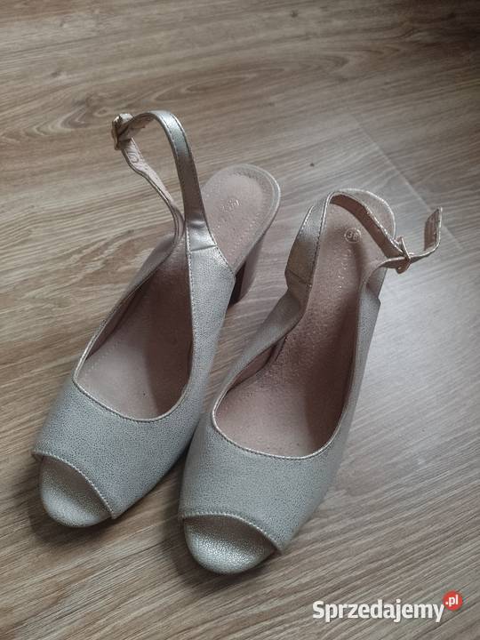 Buty wielkopolskie Szamotuły