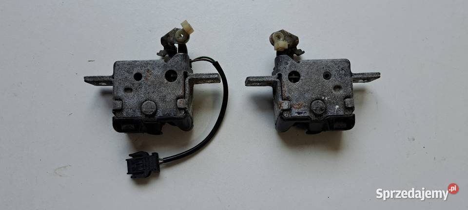 Zamki klapy bagażnika LP Audi A6 C4 Avant Audi Luzino