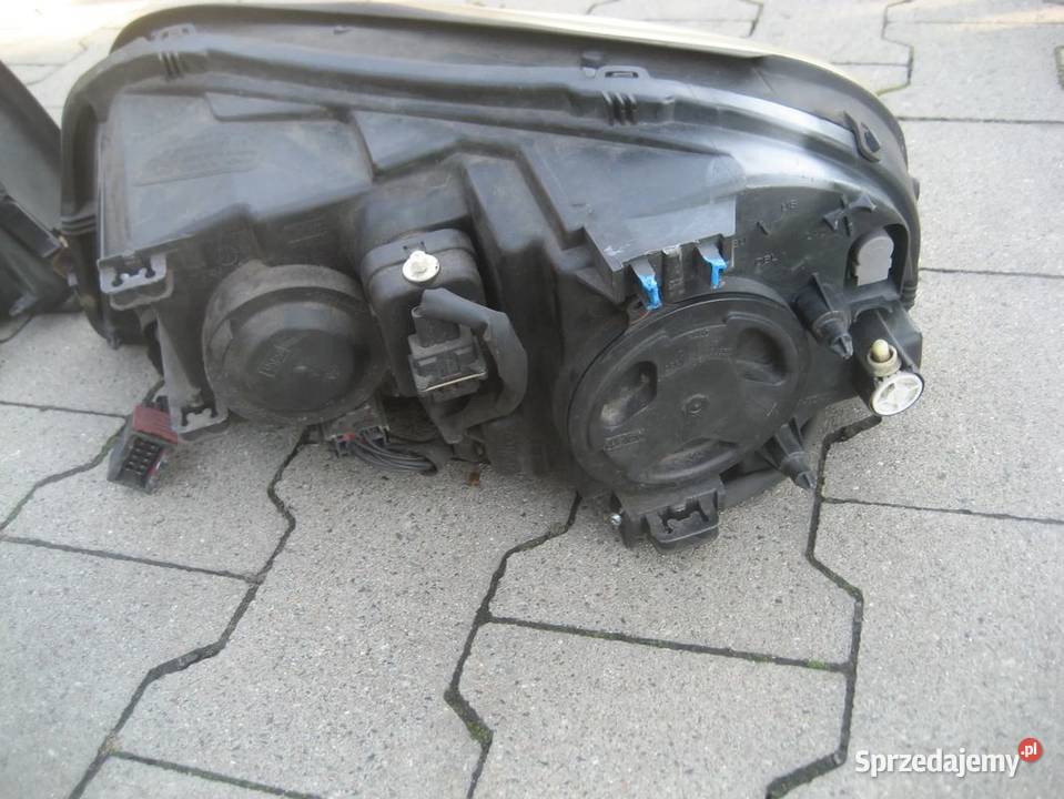 volvo xc90 lift 0710r lampa przednia prawa lewa sprzedam