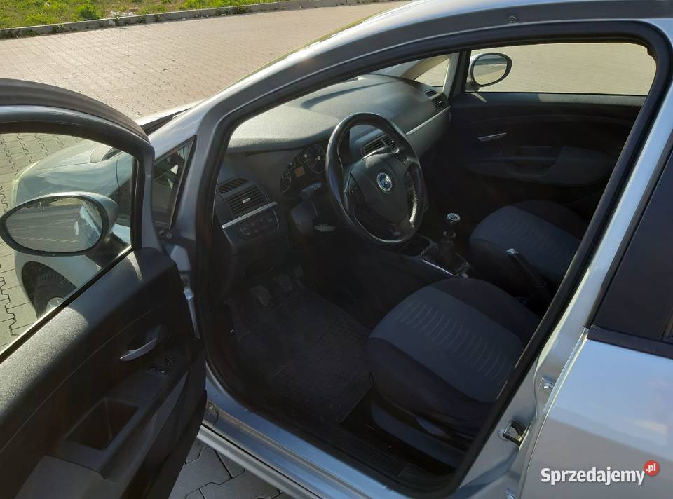 Fiat Grande Punto Dynamic 5D 14 95 2007 manualna Zawiercie