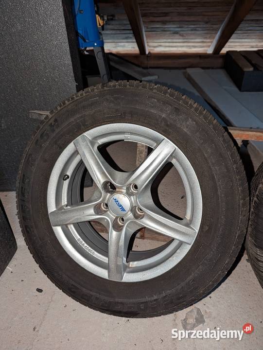 Alufelgi z oponami 21565R16 5x112 16 Grip Polar Samochodowe