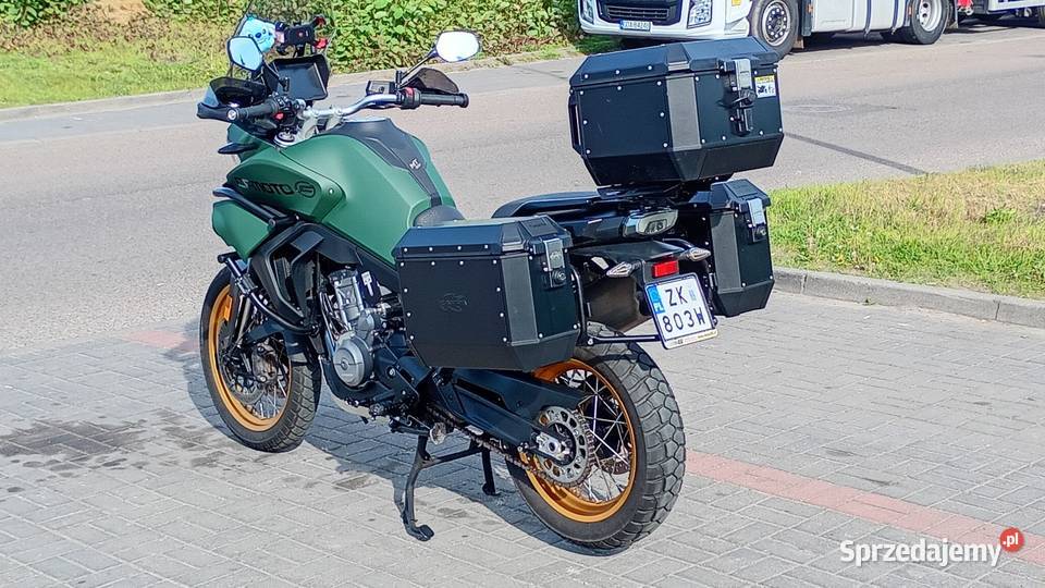 CF Moto MT800 Motoryzacja