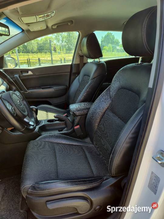 Kia Sportage 17 CRDI 2016r 112 1700cm3 Zawada