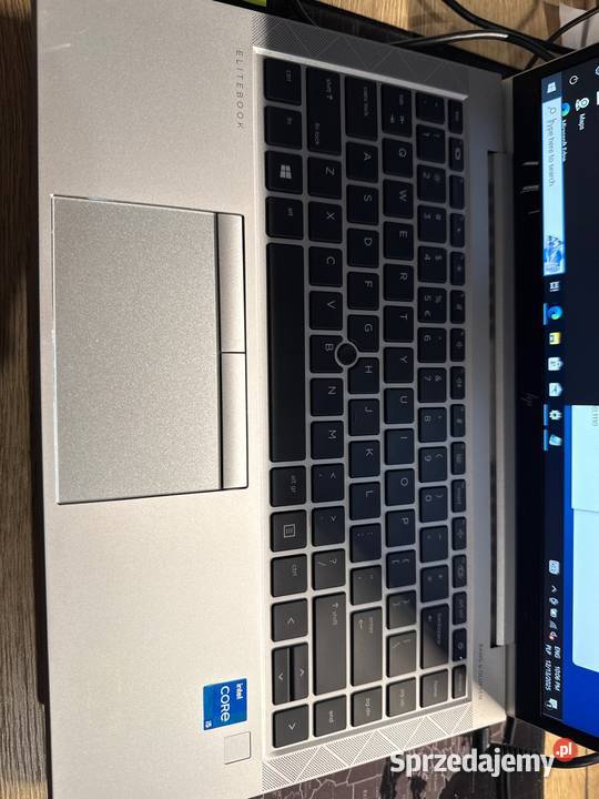 Laptop HP Elitebook 840 g8 i6 16GB RAM 256 ssd sprzedam