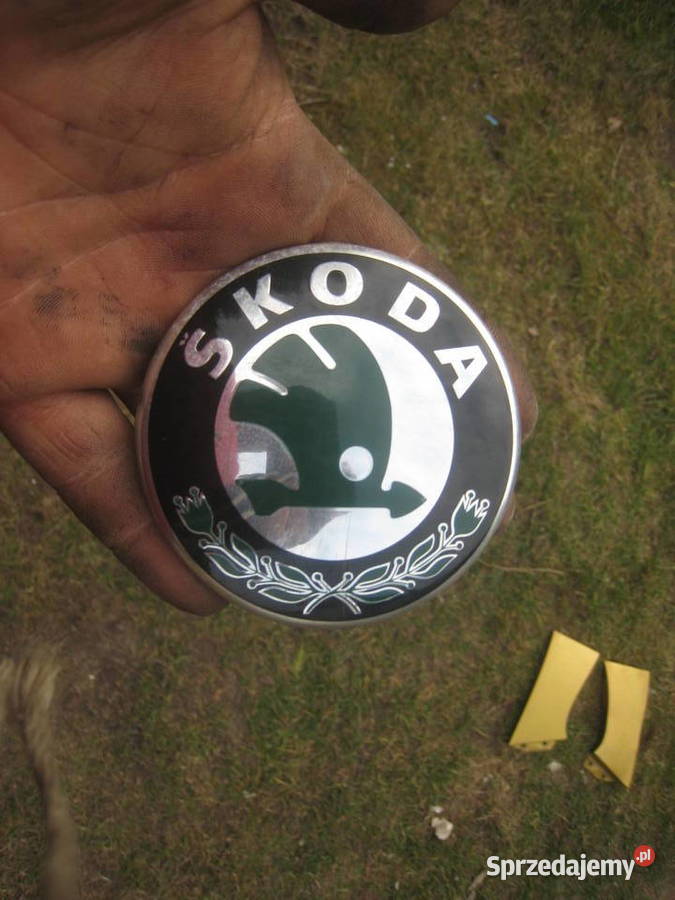 Emblematy emblemat tylnej klapy tył Skoda Fabia Rok produkcji 2004