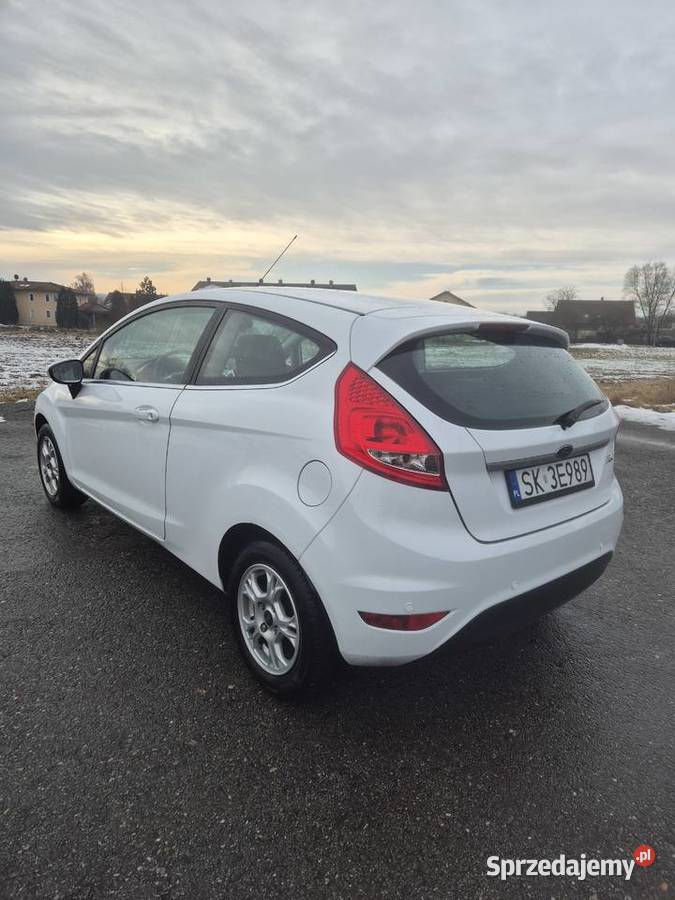 Ford Fiesta mk7 2009r 12 82 do negocjacji Katowice sprzedam