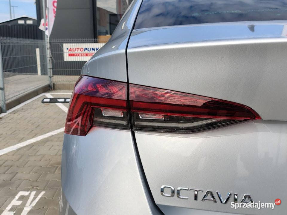 Skoda Octavia 2021r DSG Salon Kamera LED FV23 benzyna Octavia Poznań