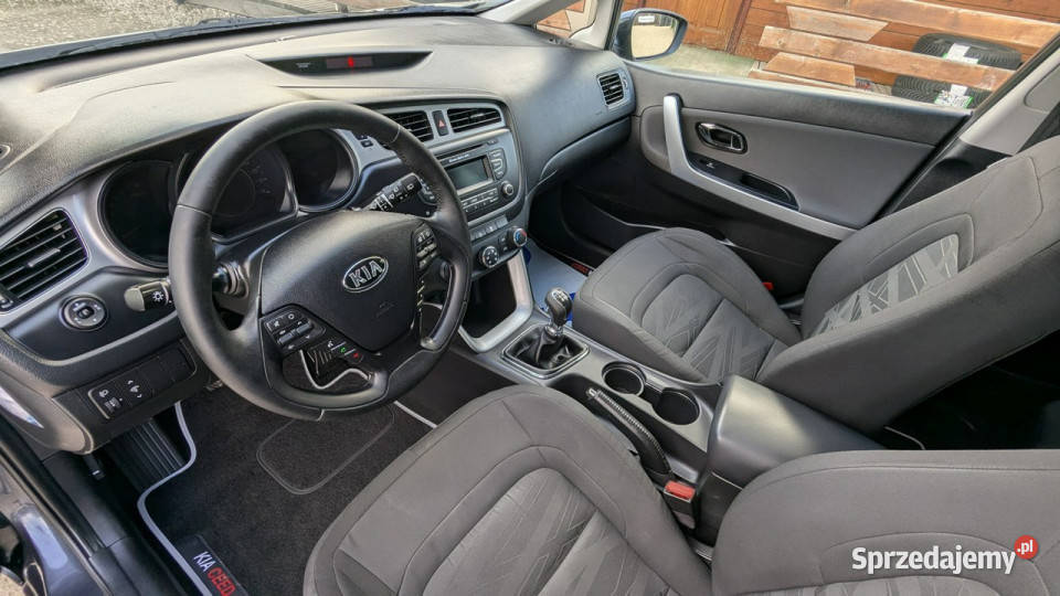 Kia Ceed 14i100OPŁACONYBezwypadkowy Częstochowa