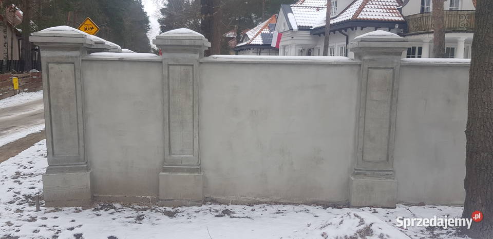 Orginalne Nieprzecietne Dworkowe z RamkąBetonowe Opole