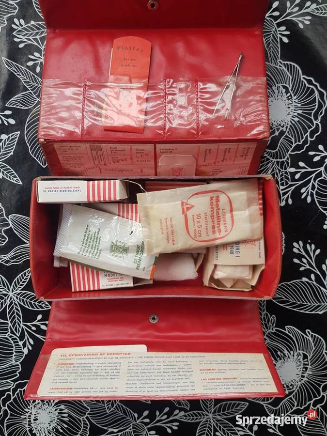 ok1966Apteczka pierwszej pomocy Falck Zonen Gorzów Wielkopolski sprzedam