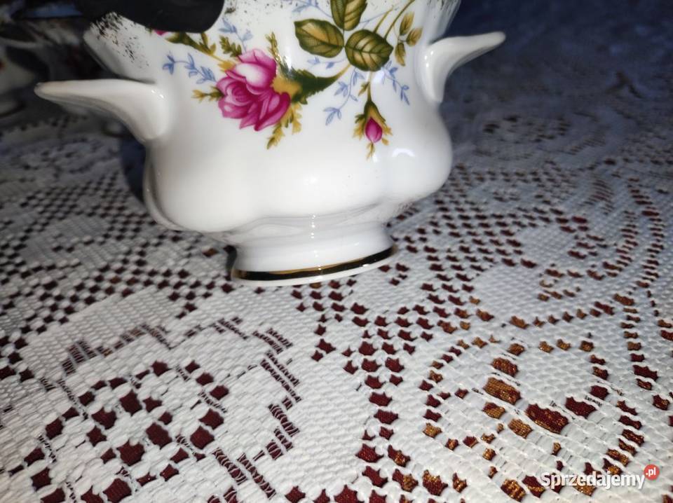 bulionówka porcelanowa Chodzieź Iwona złota róża Pozostałe świętokrzyskie Kielce