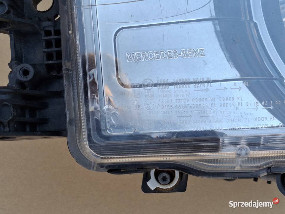 MERCEDES ACTROS MP4 REFLEKTOR LEWY H7 LED LAMPA Bieleń sprzedam