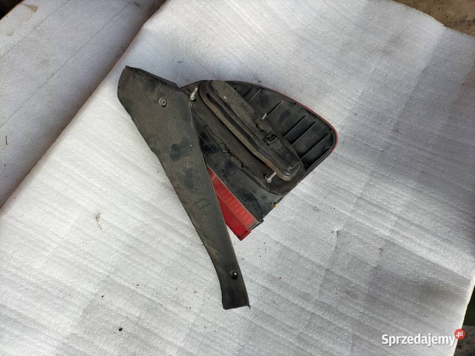BMW E39 KOMBI LAMPA TYŁ TYLNA LEWA Kamień-Kolonia