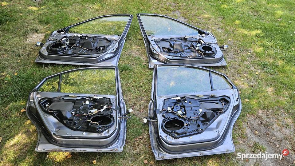 Drzwi Mazda 6 GG hatchback kolor lakier 29Y 32C Drzwi łódzkie Szczerców