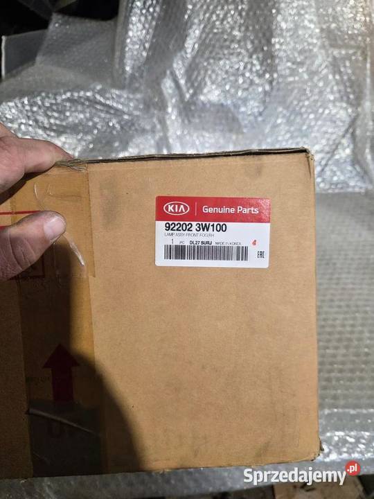 Halogen prawy Kia Sportage III 922023W100 sprzedam