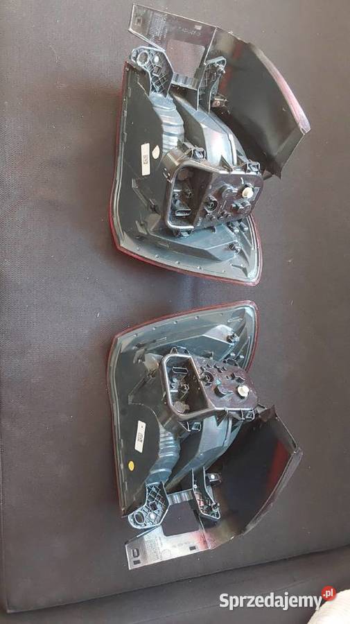 Lampy tylne prawai lewa BMW F20F21 Brzesko