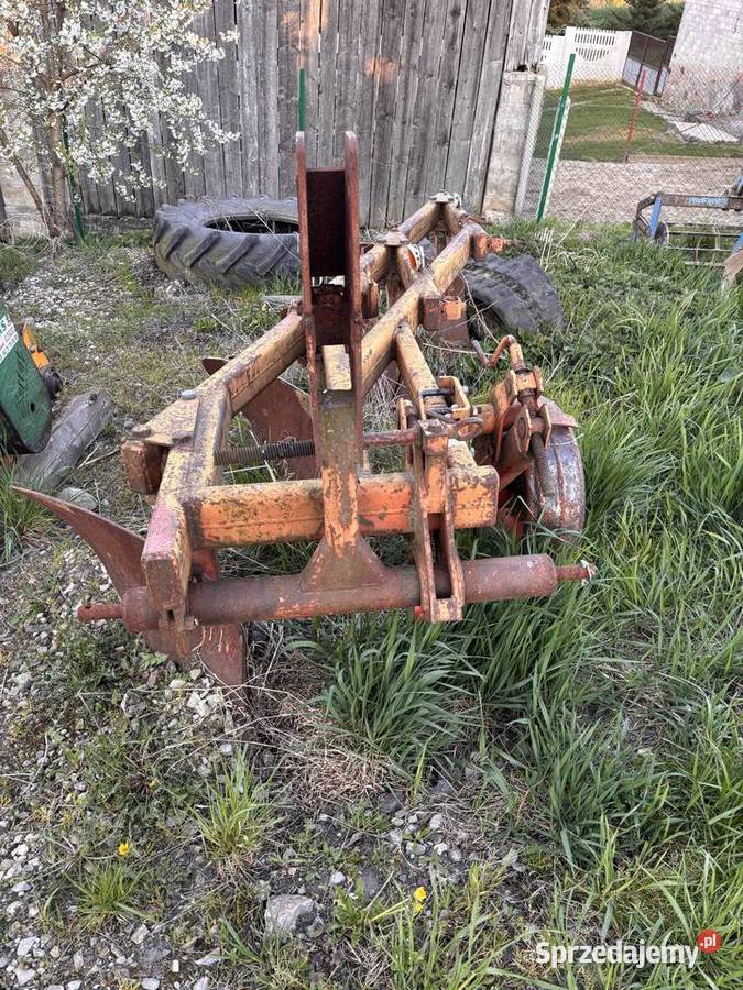 Pług Grudziądz 4 skibowy nieuszkodzony Warszawa