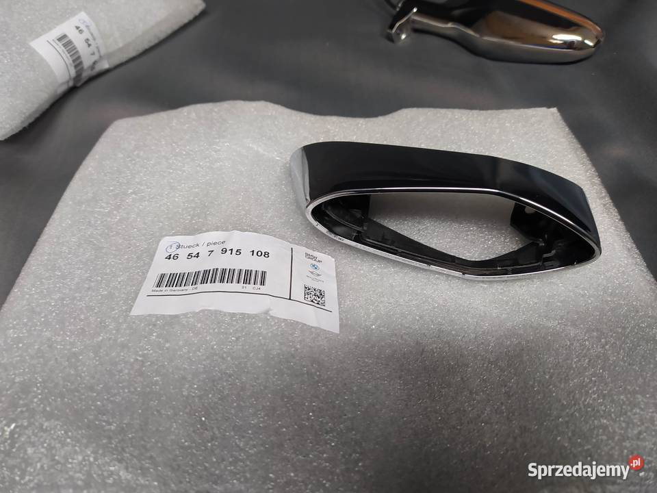 BMW R 18 R18 OBUDOWA KIERUNKOWSKAZU MIGACZ TYL Części i akcesoria motocyklowe Luboszyce sprzedam