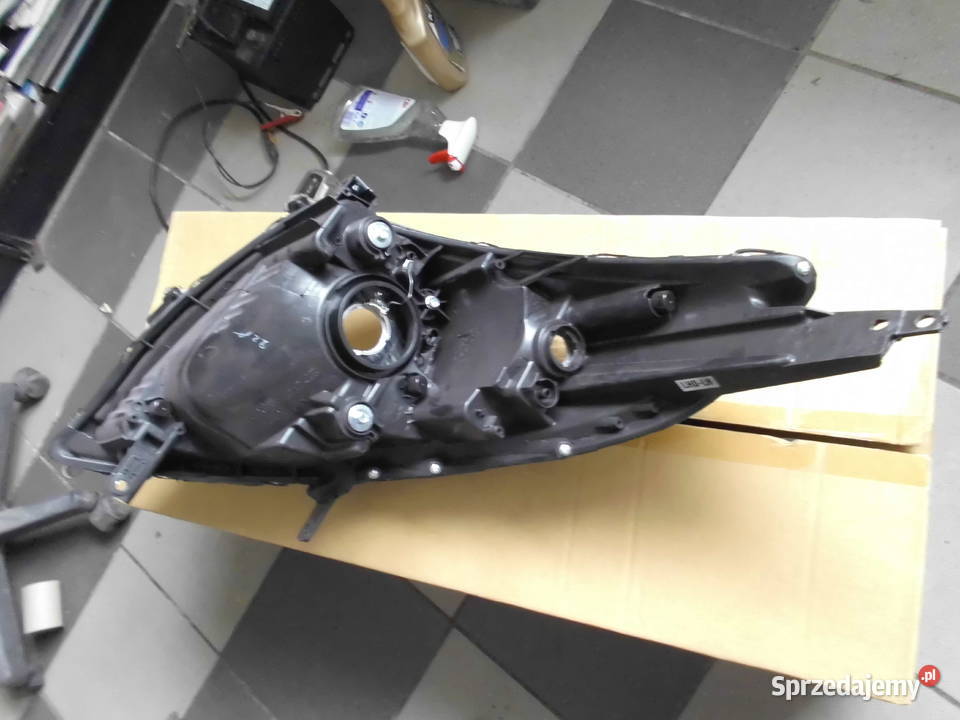 lewy reflektor suzuki swift mk7 2010 roku NOWY lewe małopolskie