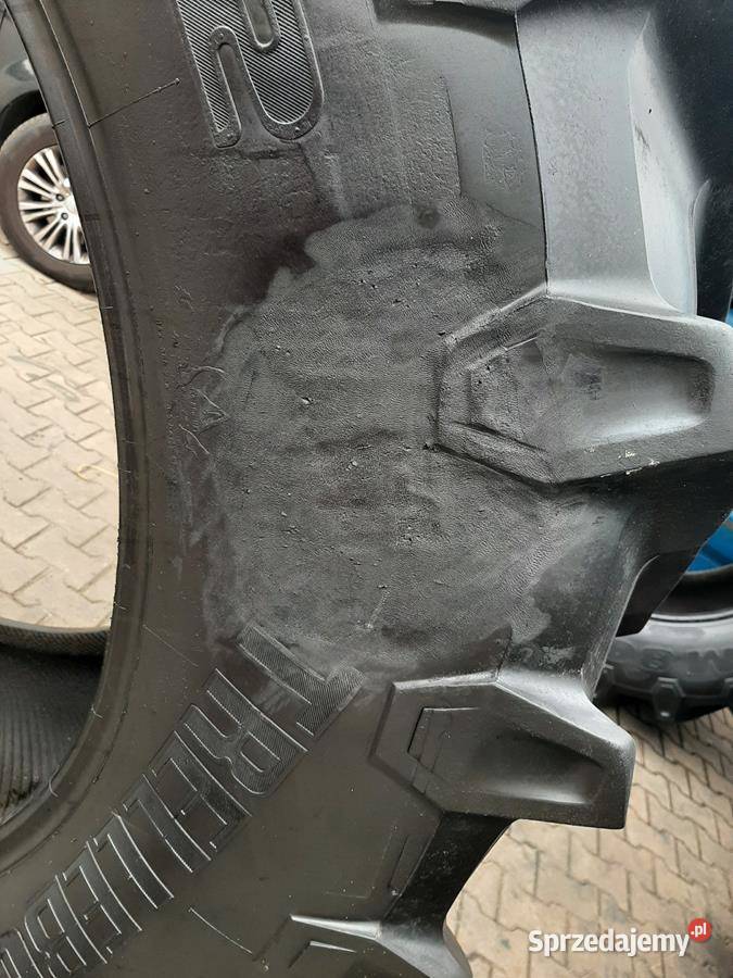 Opona używana rolnicza 65065R42 TRELLEBORG TM800 42cale Zaścianki