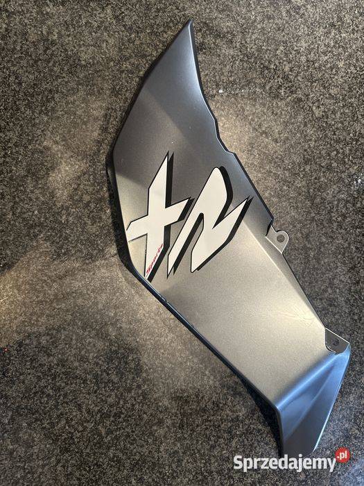 Bmw F900 XR F900XR Bok Owiewka boczek bok Pozostałe Poznań