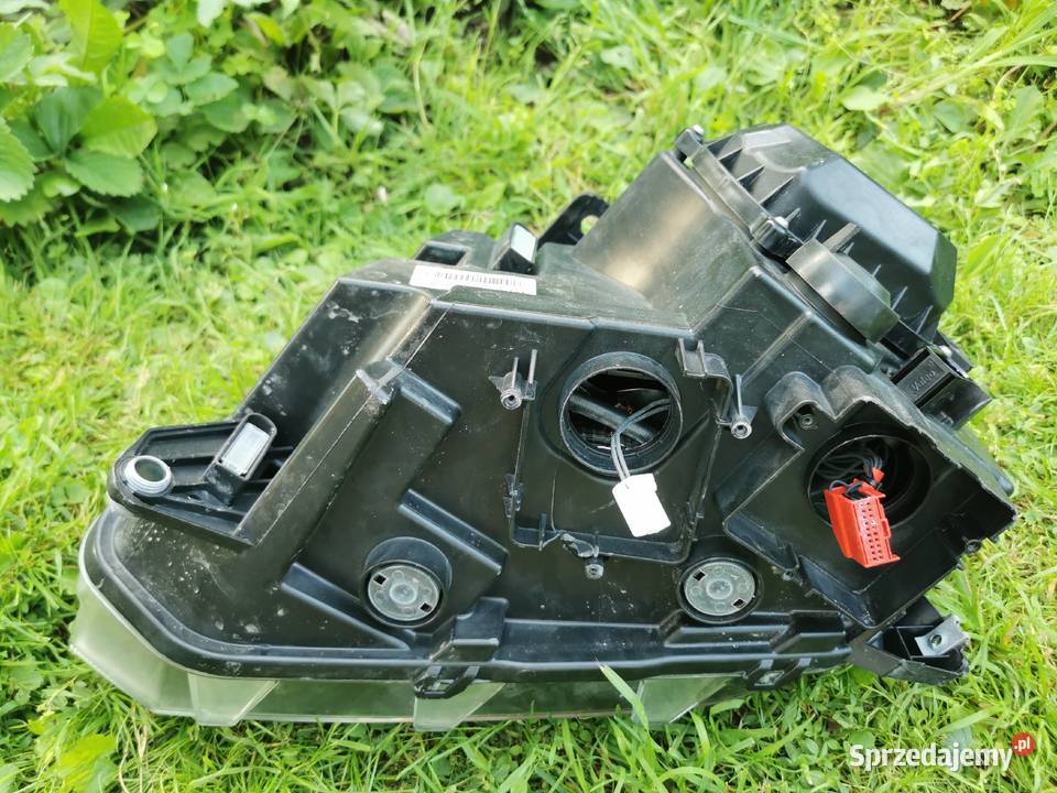Bixenon przedni prawy VW Amarok lampa oryg Jelenia Góra