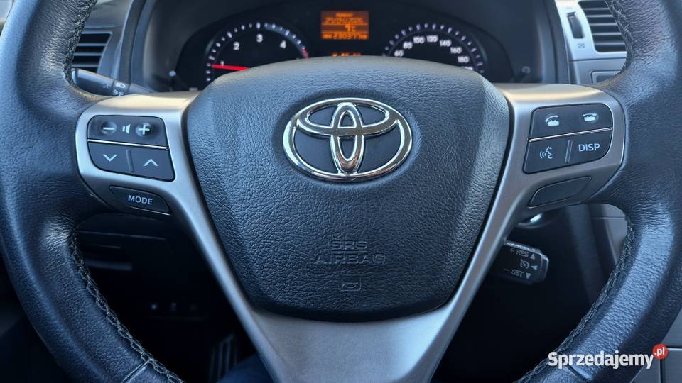 Toyota Avensis 20 D4D Executive Xenon Navi ESP Zamość