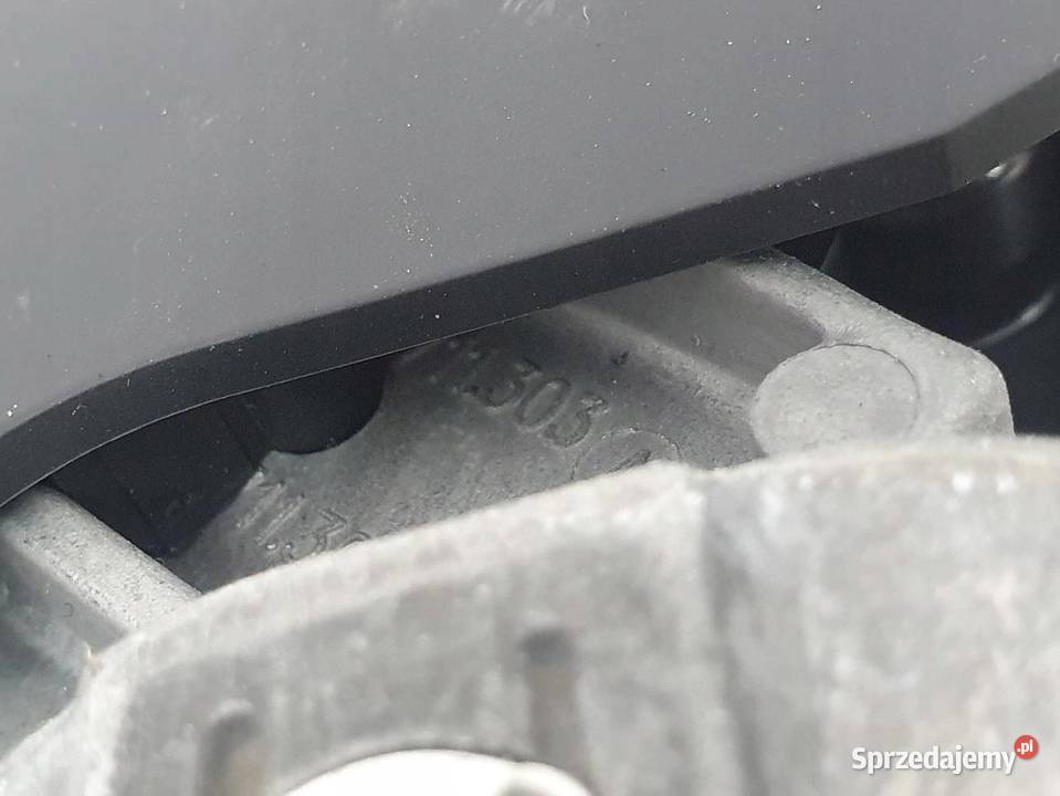 DŹWIGNIA HAMULCA RĘCZNEGO AUDI TT 8J0711303A Pozostałe