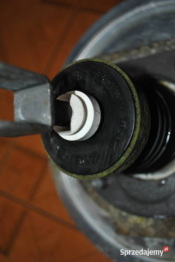 Serwo hamulcowe BMW E60 E60LCI E61 E61 LCI E63 osobowe Poręba