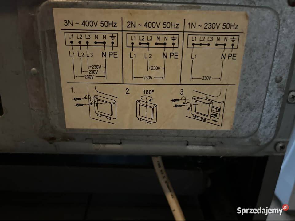 Kuchenka indukcyjna z piekarnikiem