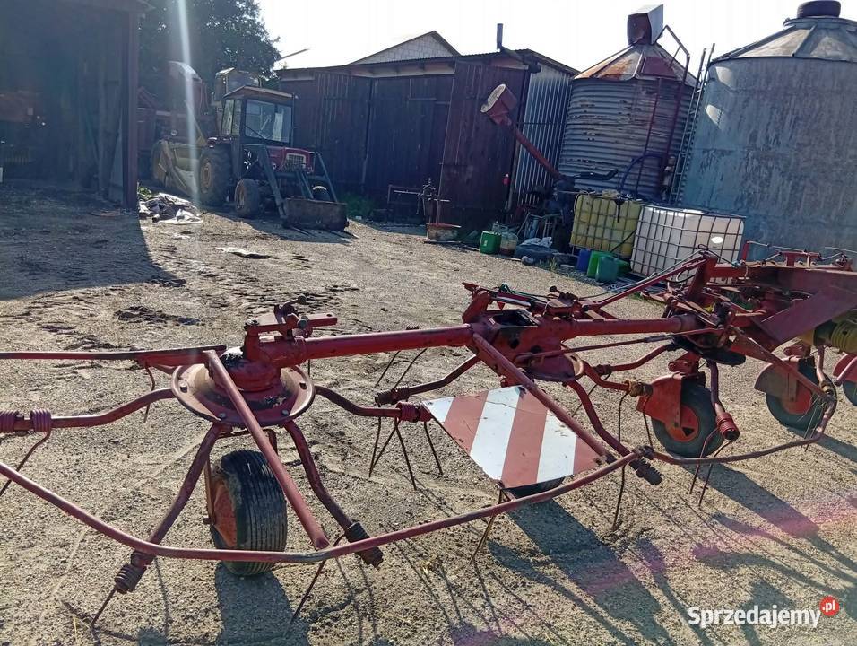 Sprzedam przetrząsarkę Niemeyer Zgrabiarki i przetrząsacze