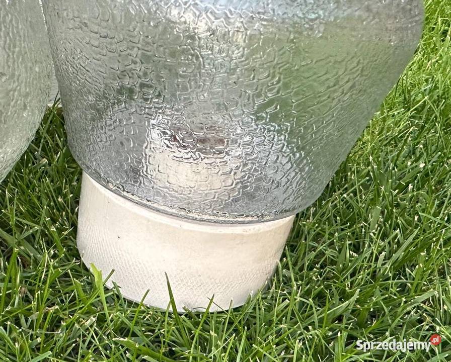 Lampa piwnica garaż klosz