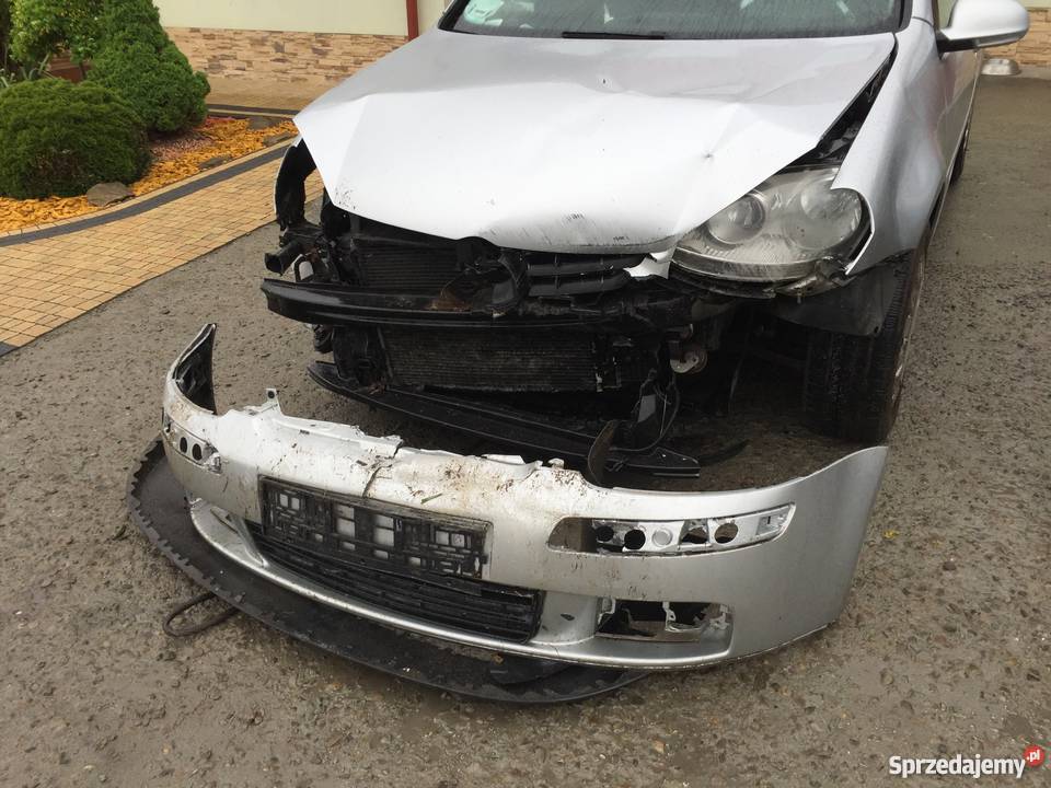 Uszkodzony golf V autoalarm Blizne