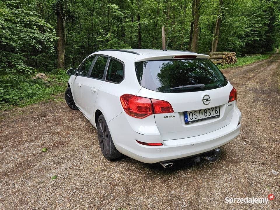 Opel Astra J 14 turbo CD Dziewkowice