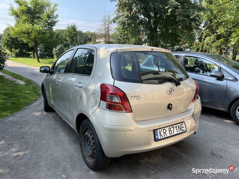 Toyota Yaris pierwszy właściciel kupowana w