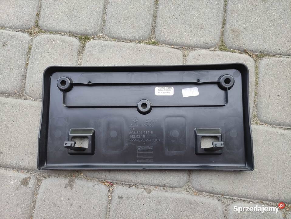 Ramka tablicy przód podstawa VW Jetta 5C6 2015