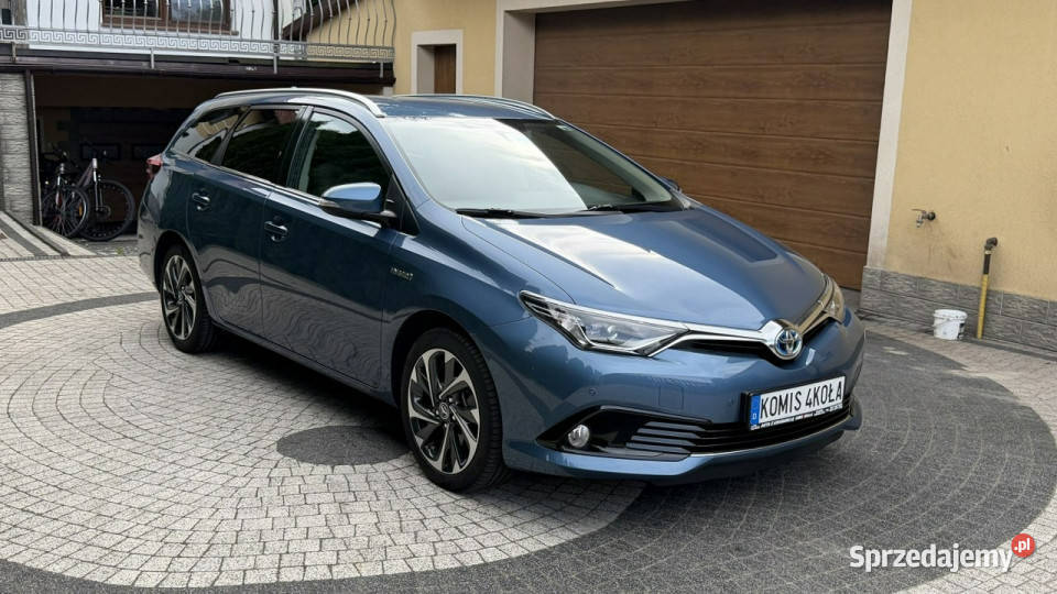 Toyota Auris Hybrid Serwis Kamera 136 GWARANCJA Płońsk sprzedam