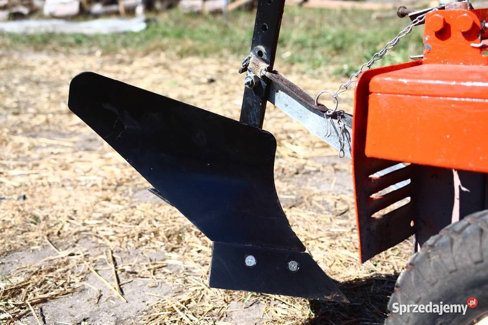 Traktorek Ogrodowy MTD Classic z silnikiem Kolonia Obory