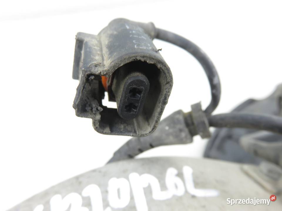 ZWROTNICA PIASTA PRZEDNIA LEWA AUDI A4 B6 19 TDI Piasty i łożyska kół sprzedam