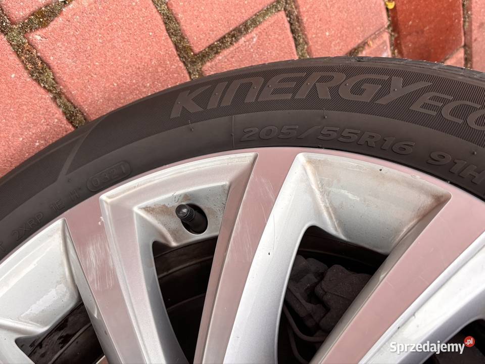 VW TOURAN 20 tdi nieuszkodzony Debrzno