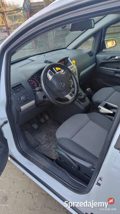 2008 Opel Zafira B 22 benzyna Dolice