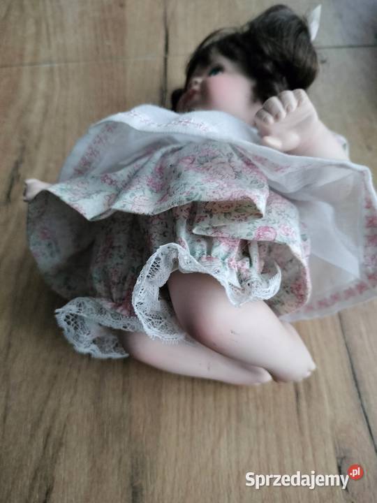 Stara lalka porcelanowa klęcząca vintage Pozostałe zachodniopomorskie Choszczno
