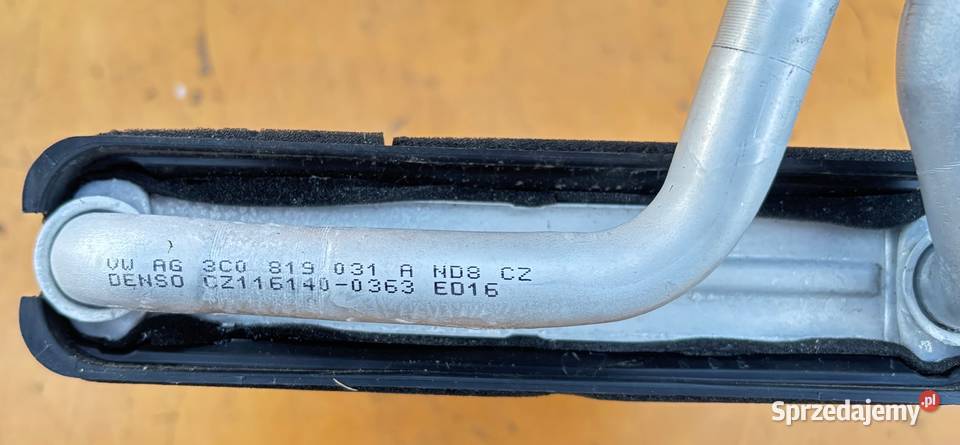 NAGRZEWNICA VW PASSAT B6 B7 3C0819031 Radom sprzedam