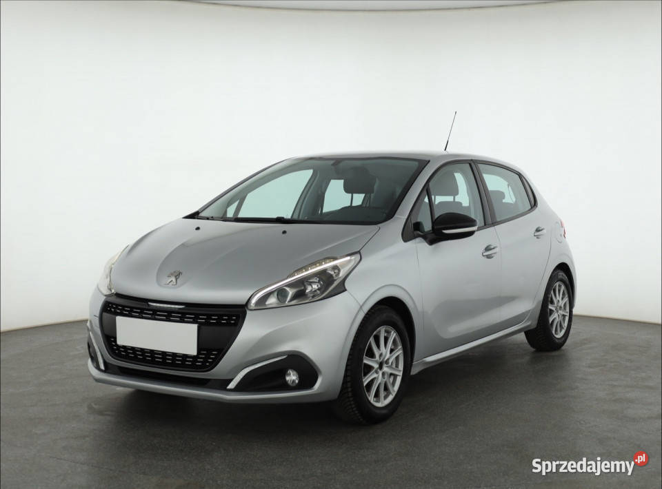 Peugeot 208 12 PureTech 155624km Piaseczno