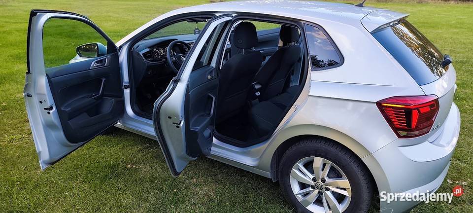 Volkswagen Polo VW Polo 2019 9990 95 benzyna Polo