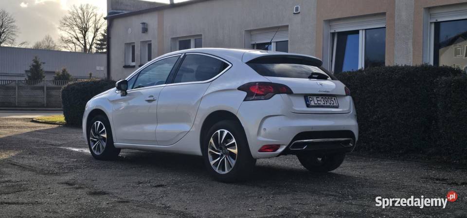Citroen 16 DS4 2013 biała perła półautomat 82KM Wschowa