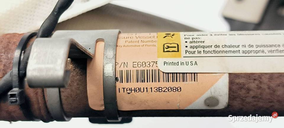 KURTYNA PRAWA CADILLAC ESCALADE PN E6037500 osobowe Lipno