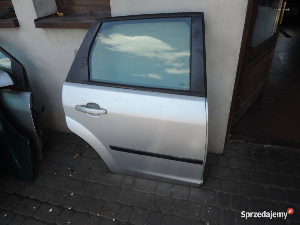FORD FOCUS MK2 KOMBI DRZWI PRAWY TYŁ KOLOR 03 małopolskie Nowy Sącz sprzedam