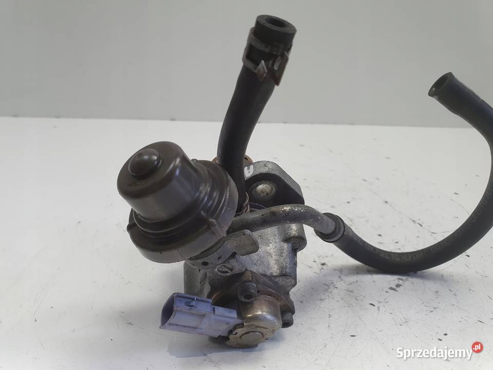 Toyota Avensis T25 20 VVTI POMPA PALIWA