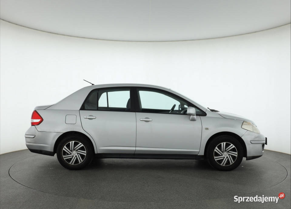 Nissan Tiida 16 i 16V poduszka powietrzna